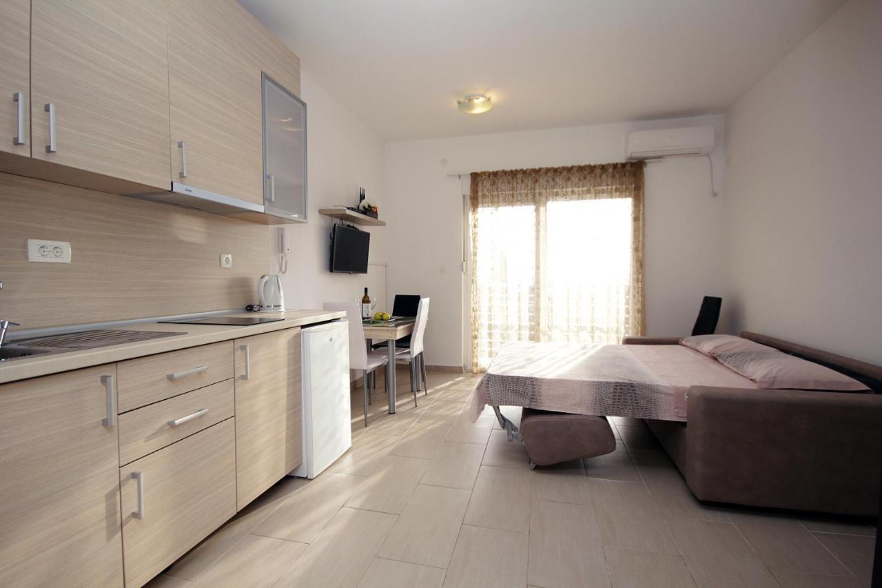 Apartments Residence Dj Petrovac Kültér fotó