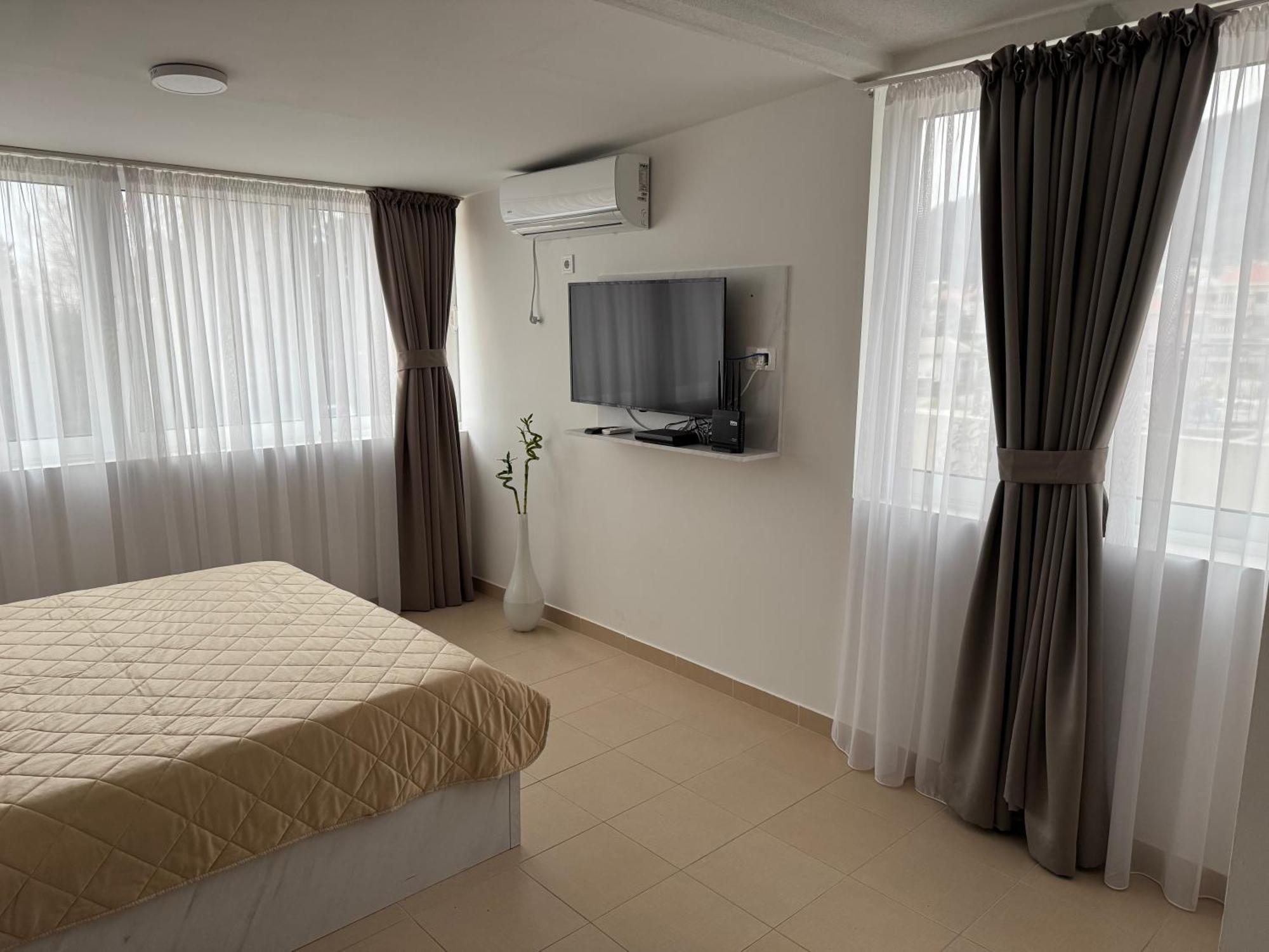 Apartments Residence Dj Petrovac Kültér fotó